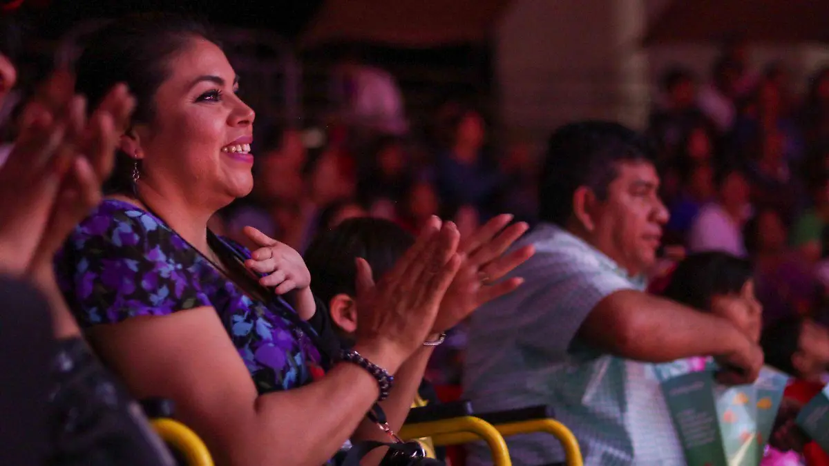 DISFRUTAN PERSONAS CON DISCPACIDAD DE FERIA INCLUYENTE  (3)